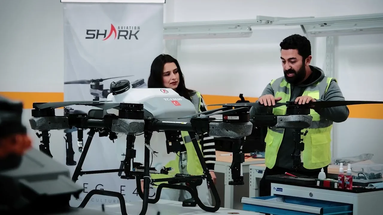 InnoPark Tanıtım Videosu; teknolojik üretim alanında insansız hava aracı üzerinde çalışan ekip